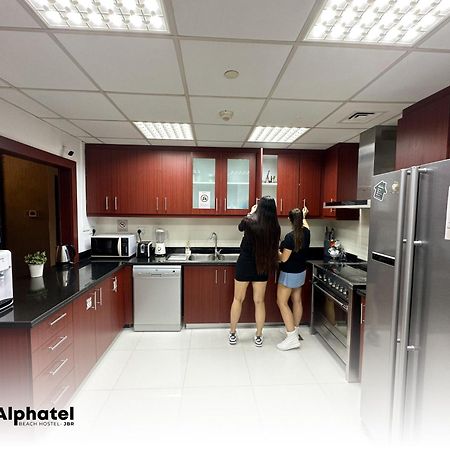 Alphatel Beach Hostel Jbr Dubai Exterior photo